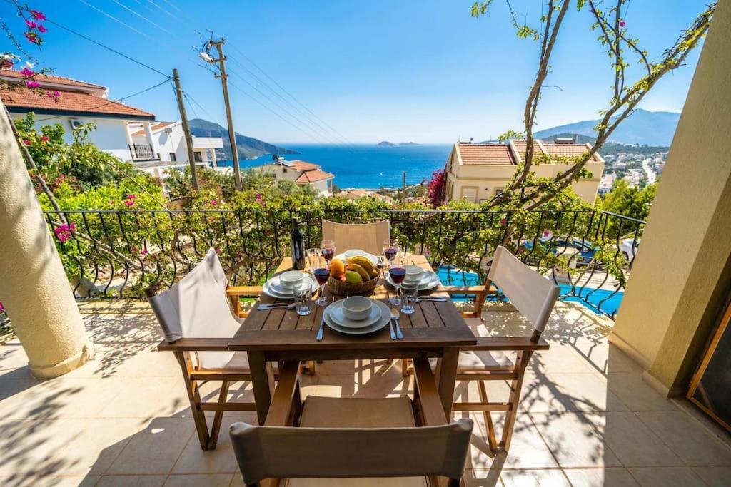 Azure Apartment With Sea View In Kalkan Extérieur photo