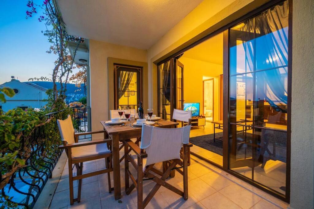 Azure Apartment With Sea View In Kalkan Extérieur photo