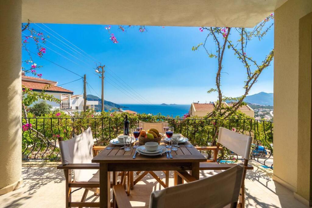 Azure Apartment With Sea View In Kalkan Extérieur photo